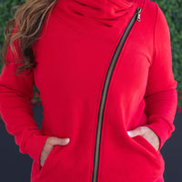 IN STOCK Quinn ZipUp Cowl - Red