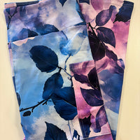 Blooming Purple Hibiscus Capri w/ Pockets *RTS