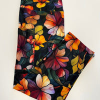 Stained Glass Floral Capri w/ Pockets *RTS