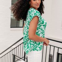 Lizzy Cap Sleeve Top in Emerald and White Floral