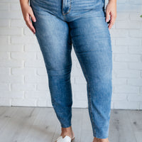 Nicole Tummy Control Skinny Jeans in Vintage Wash