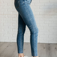 Nicole Tummy Control Skinny Jeans in Vintage Wash