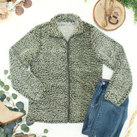 IN STOCK Two Tone Fullzip Sherpa - Olive and White
