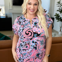 Lizzy Cap Sleeve Top in Pink and Black Paisley