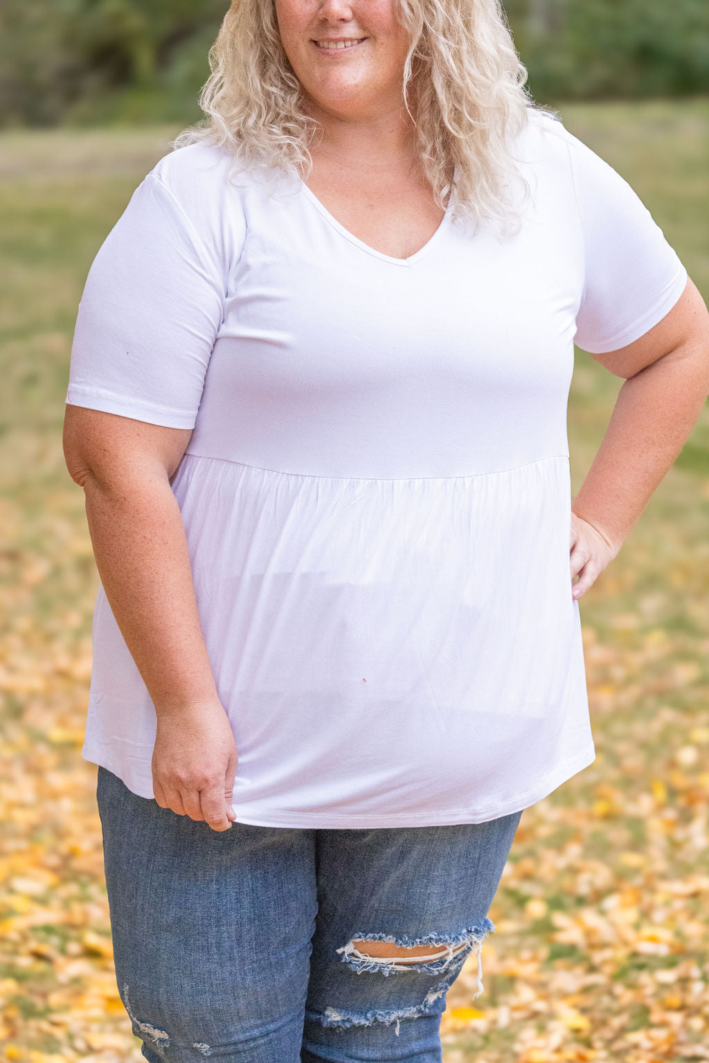 IN STOCK Sarah Ruffle Short Sleeve - White | Women&