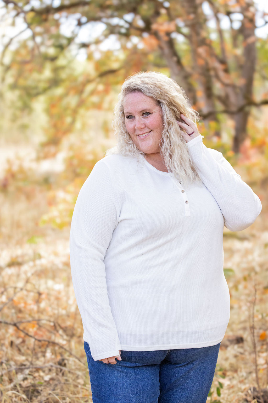 IN STOCK Harper Long Sleeve Henley - White | Women&