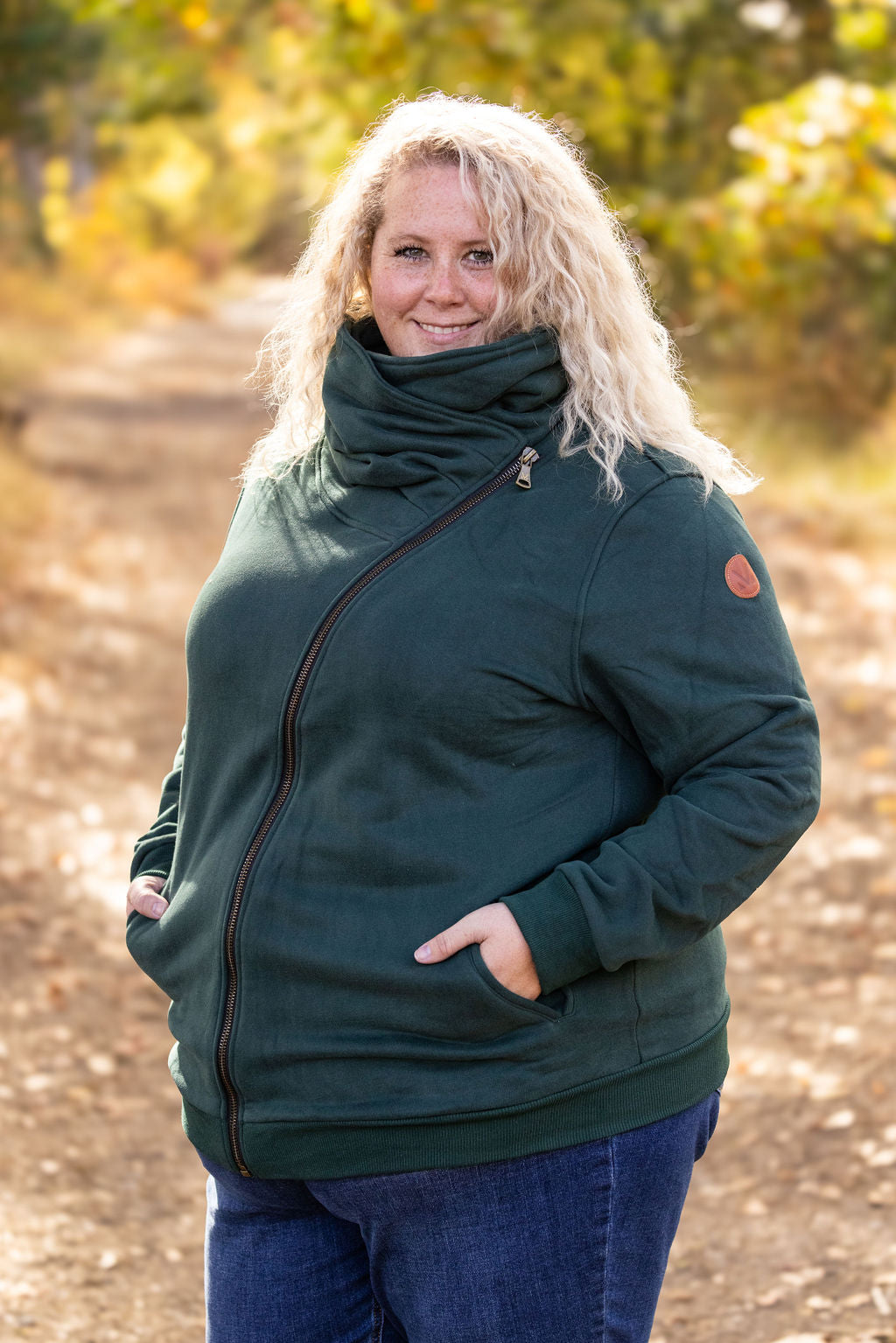 IN STOCK Quinn ZipUp Cowl - Evergreen | Women&