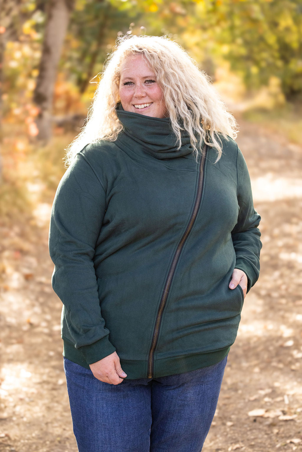 IN STOCK Quinn ZipUp Cowl - Evergreen | Women&