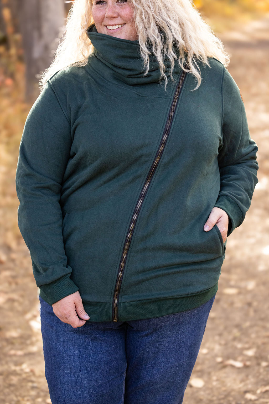 IN STOCK Quinn ZipUp Cowl - Evergreen | Women&