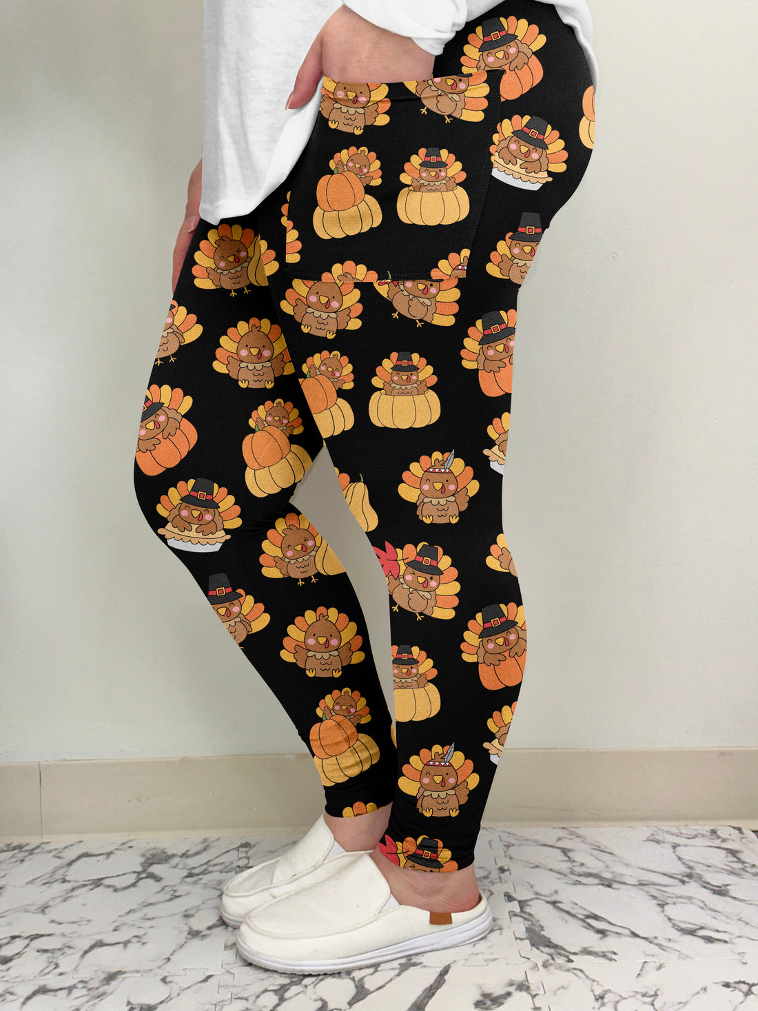 Black Turkey Leggings w/ Pockets