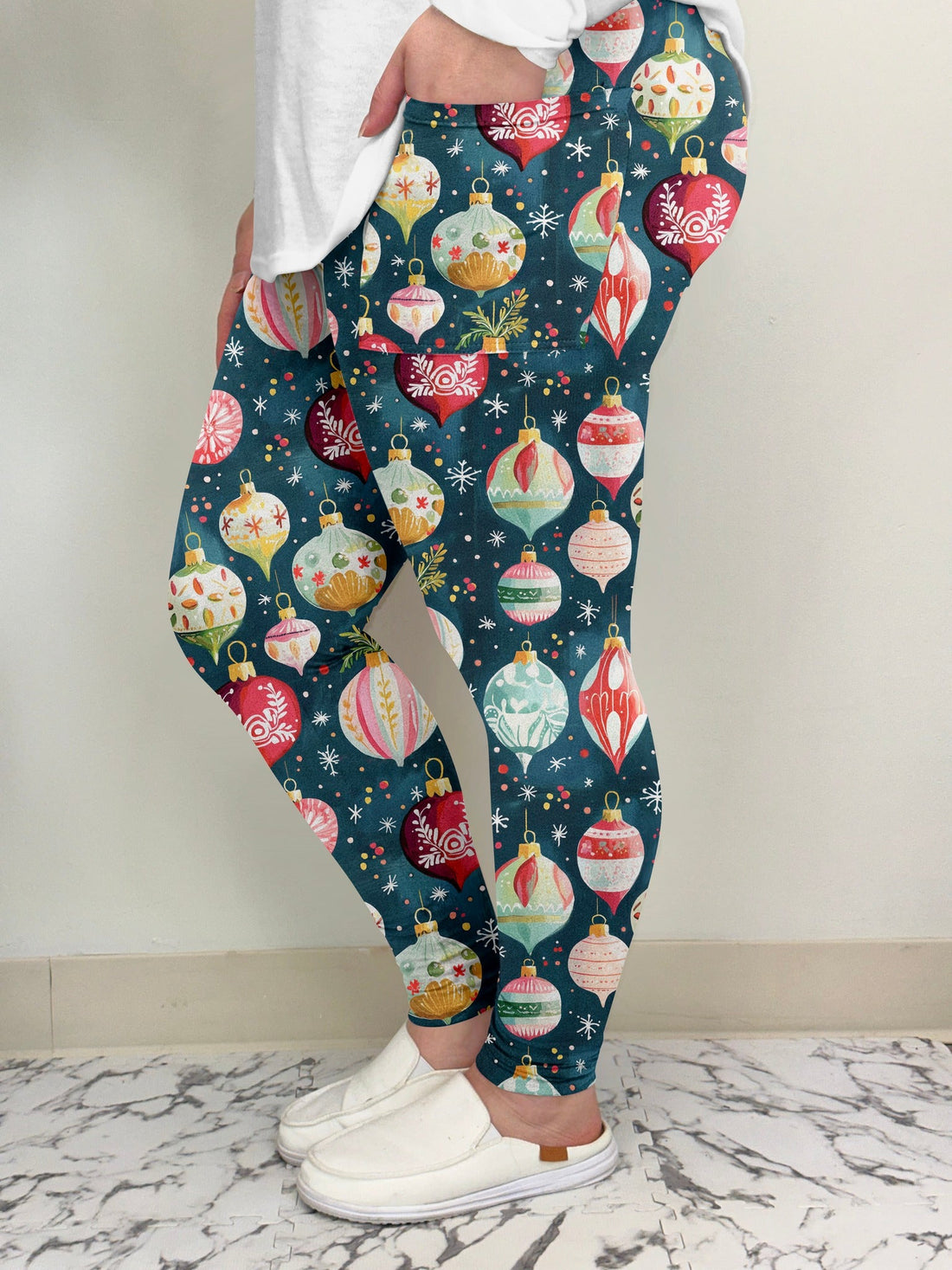 Ornament Leggings w/ Pockets