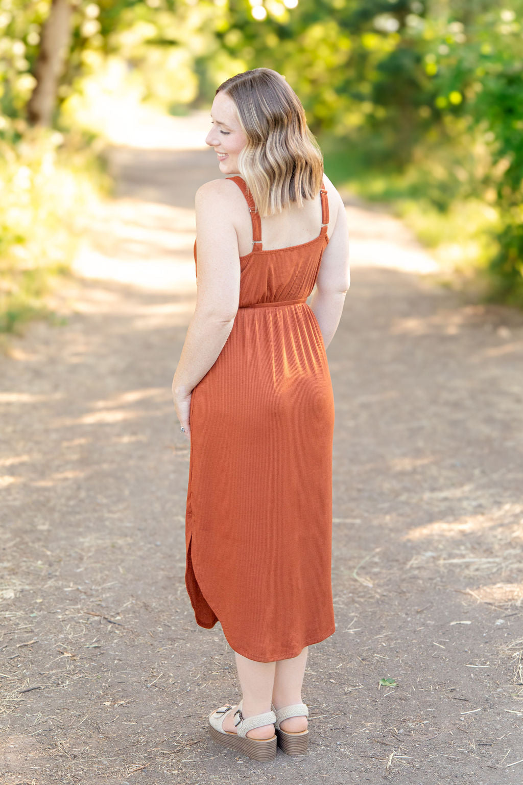 IN STOCK Reagan Ribbed Midi Dress - Rust | Women&