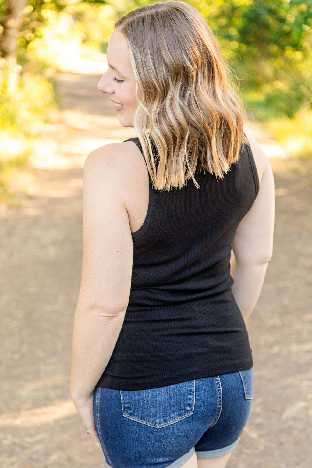 IN STOCK Tara Ribbed Tank - Black | Women&