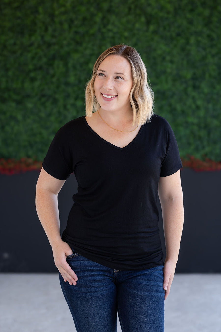 IN STOCK Chloe Cozy Tee - Black