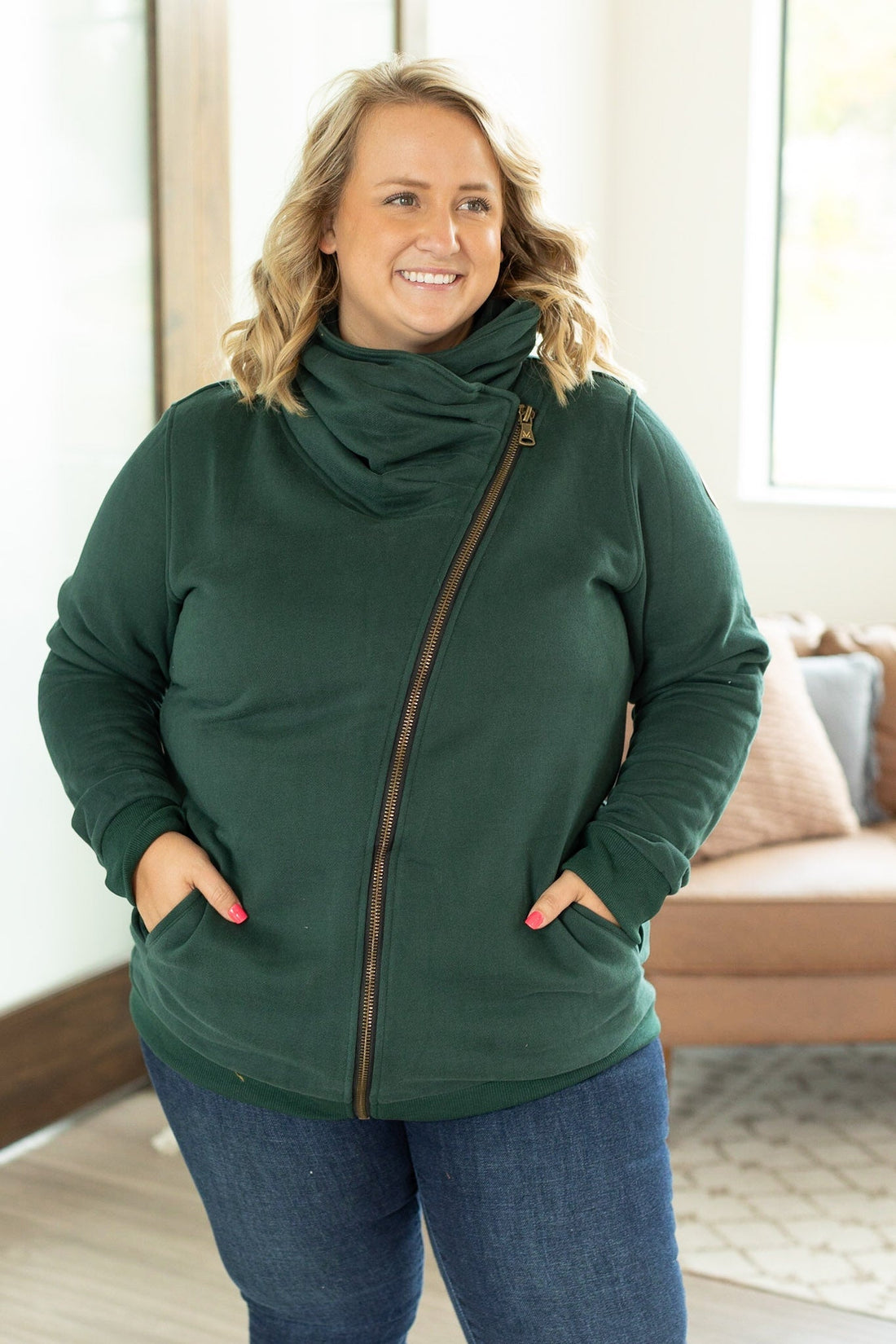 IN STOCK Quinn ZipUp Cowl - Evergreen | Women&