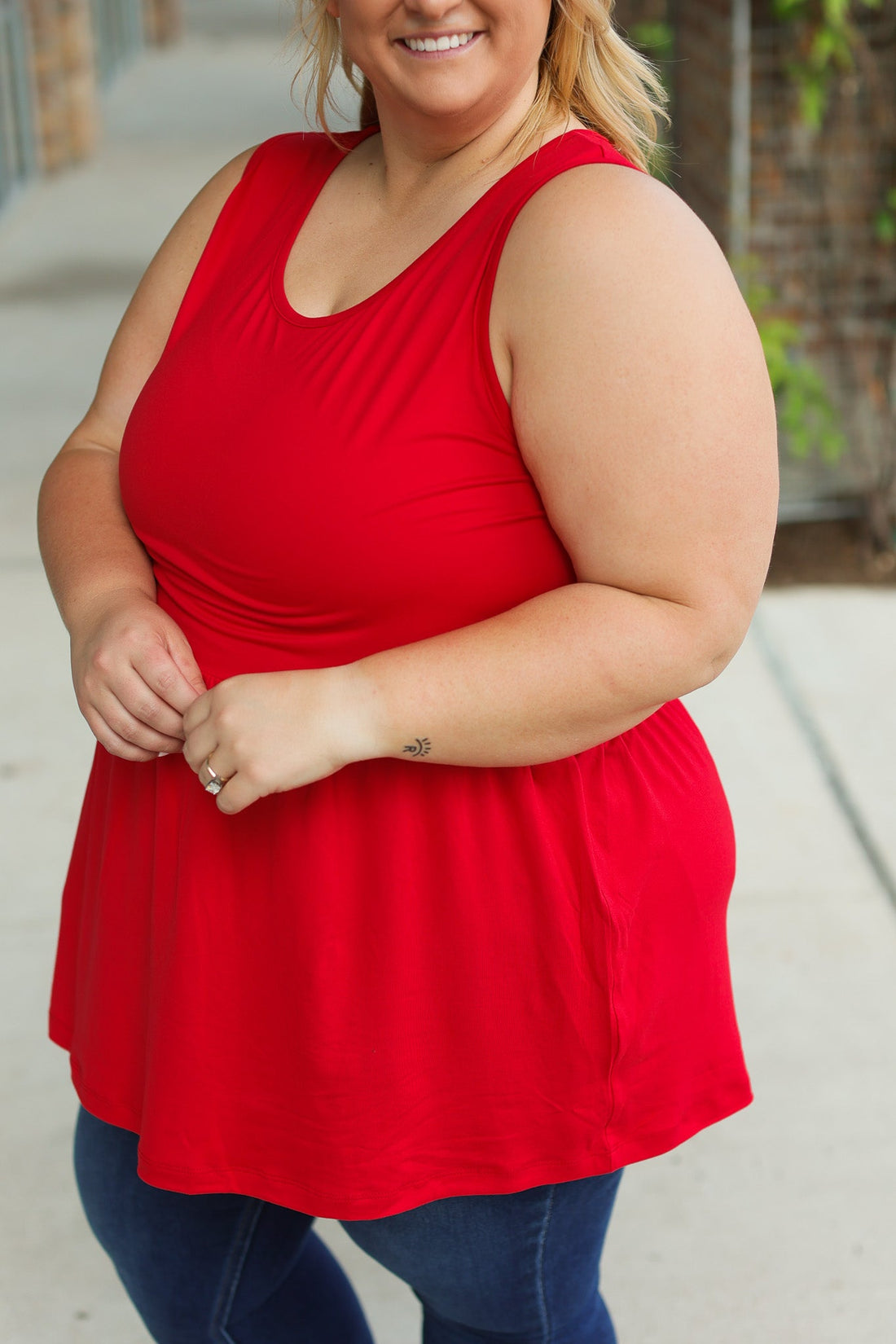 IN STOCK Renee Ruffle Tank - Red | Women&