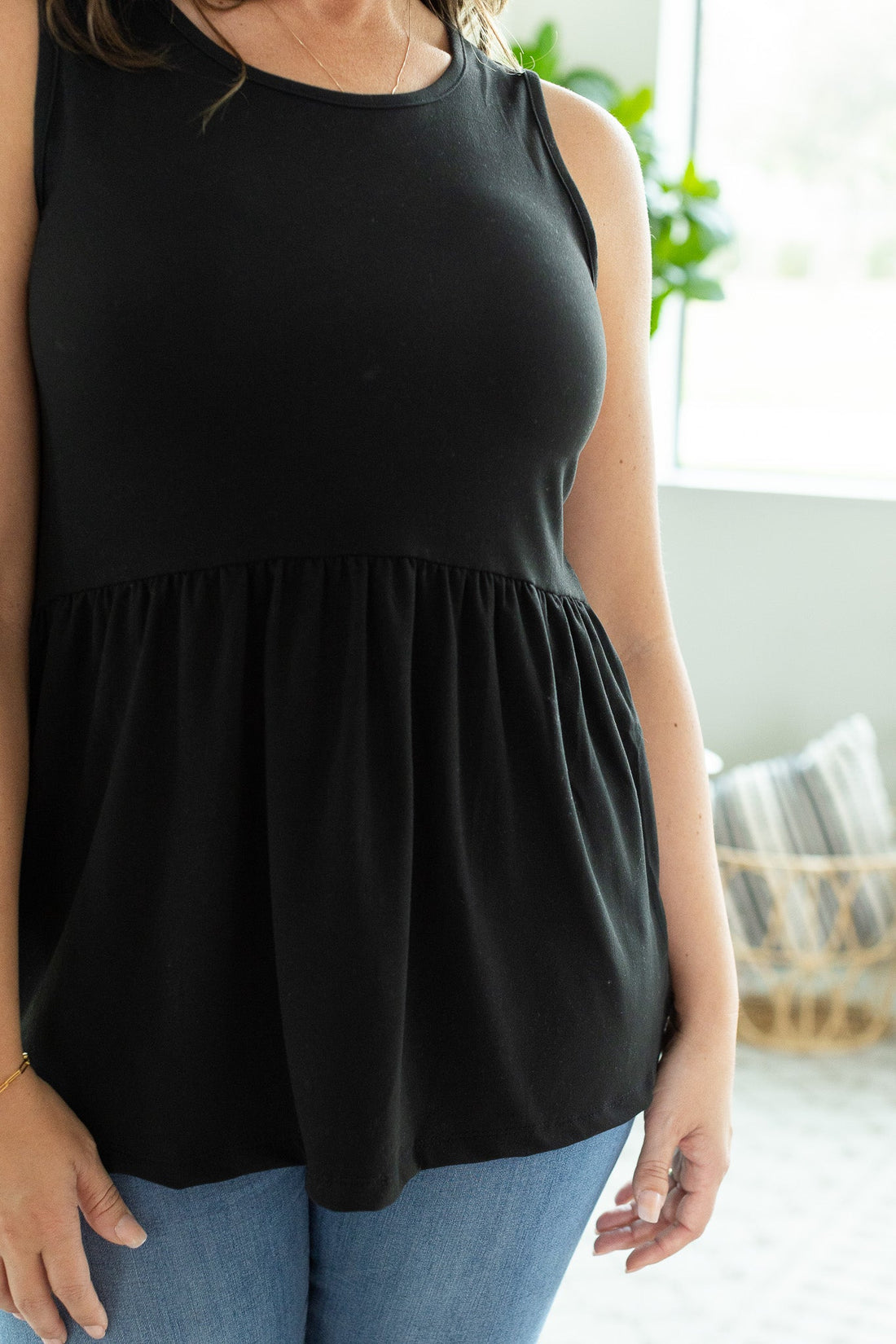 IN STOCK Renee Ruffle Tank - Black | Women&