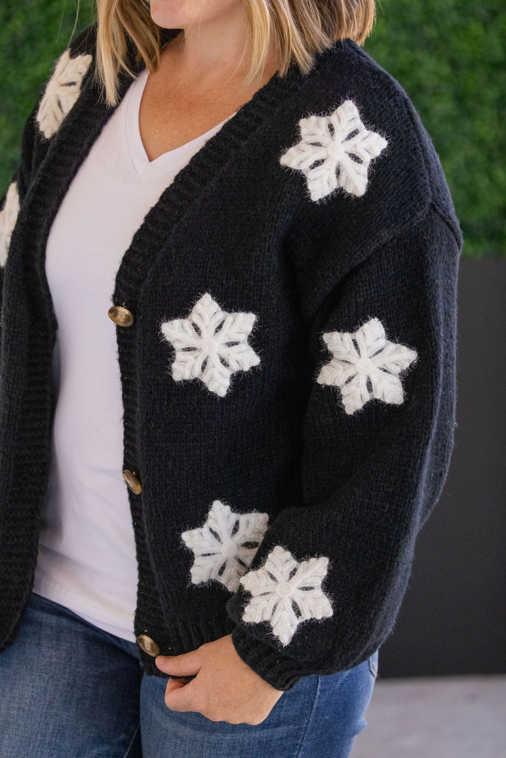 IN STOCK Snowflake Cardigan - Black