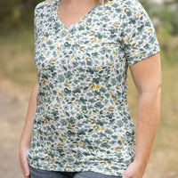 IN STOCK Sophie Pocket Tee - Green Floral