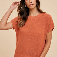 Annie Wear Round Neck Short Sleeve Sweater