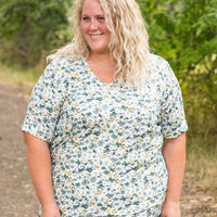 IN STOCK Sophie Pocket Tee - Green Floral