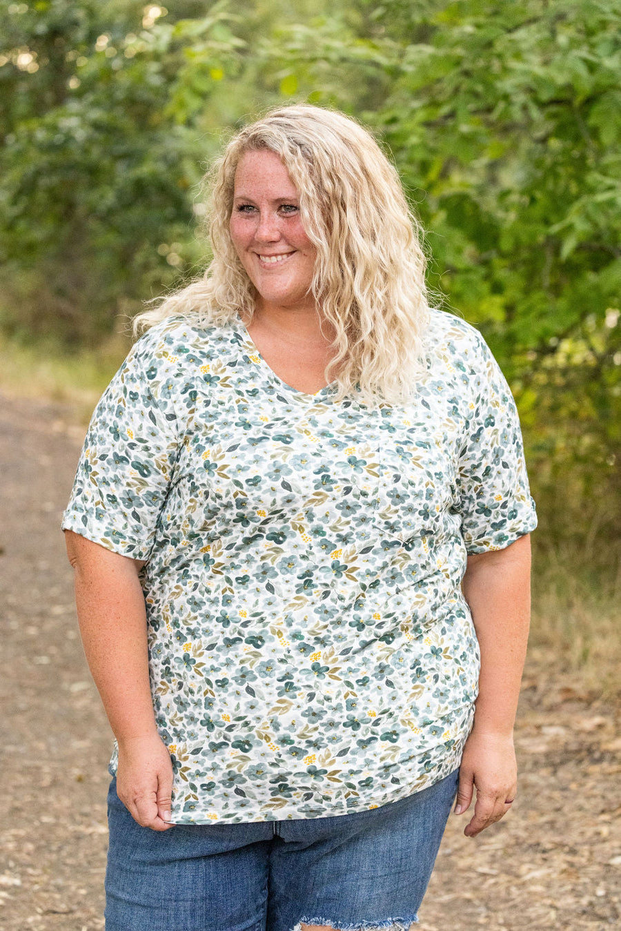 IN STOCK Sophie Pocket Tee - Green Floral