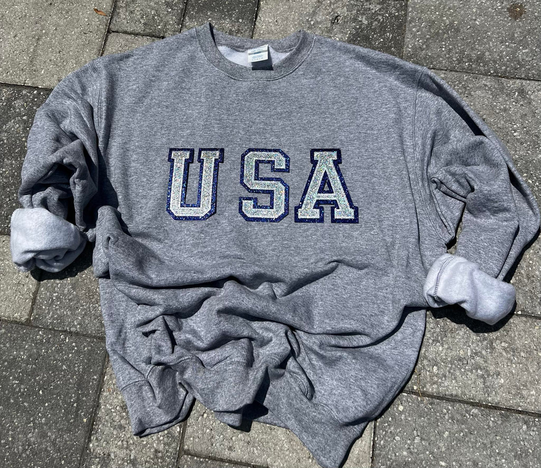 USA GLITTER EMBROIDERED PATCH SWEATSHIRT