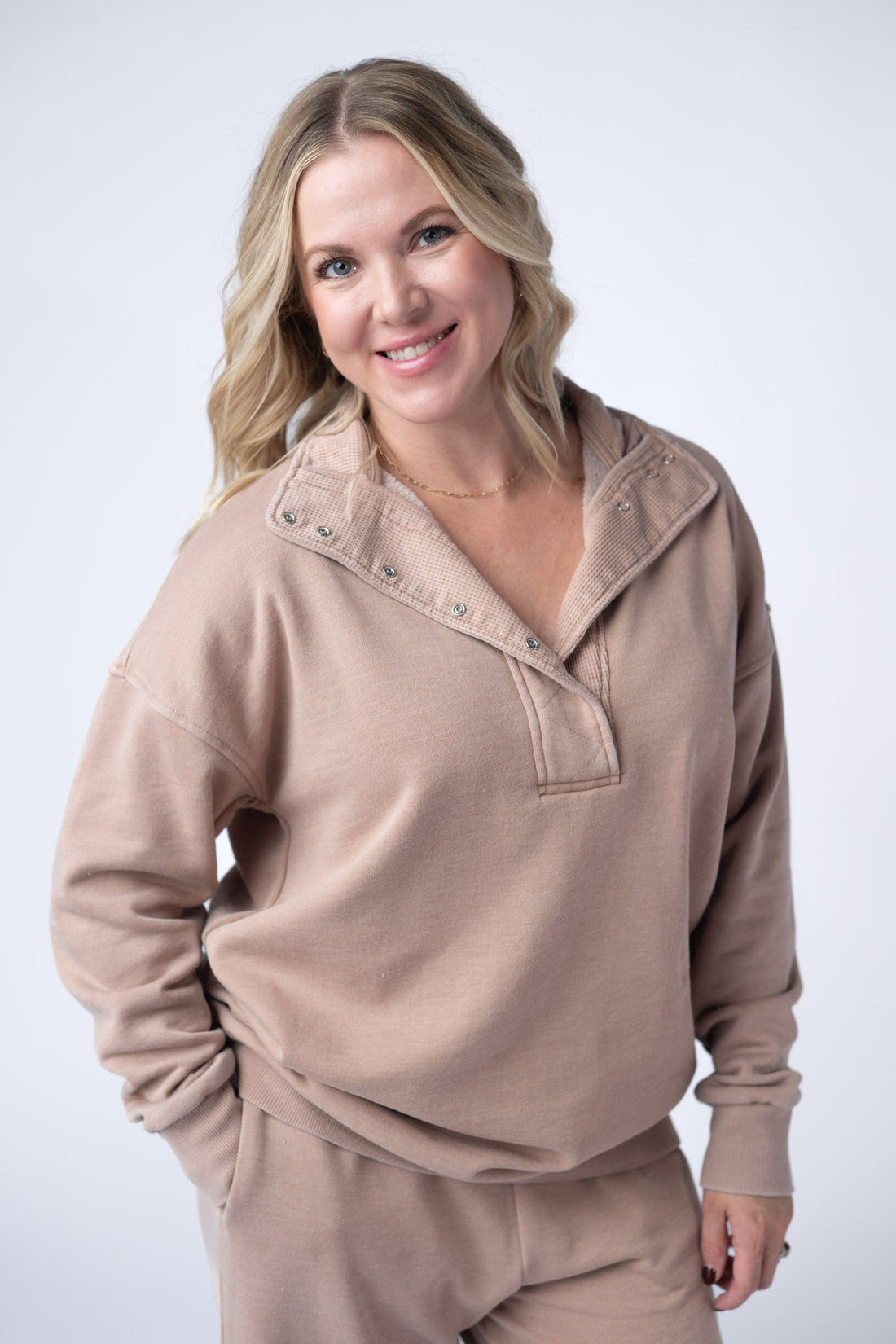 IN STOCK Jesse Vintage Wash Snap Pullover - Tan