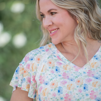 IN STOCK Raelynn V-Neck Top - Petal Gardens