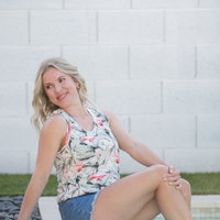 IN STOCK Noelle Tank - Flamingos