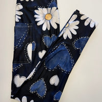 Midnight Daisy Love Leggings w/ Pockets *RTS