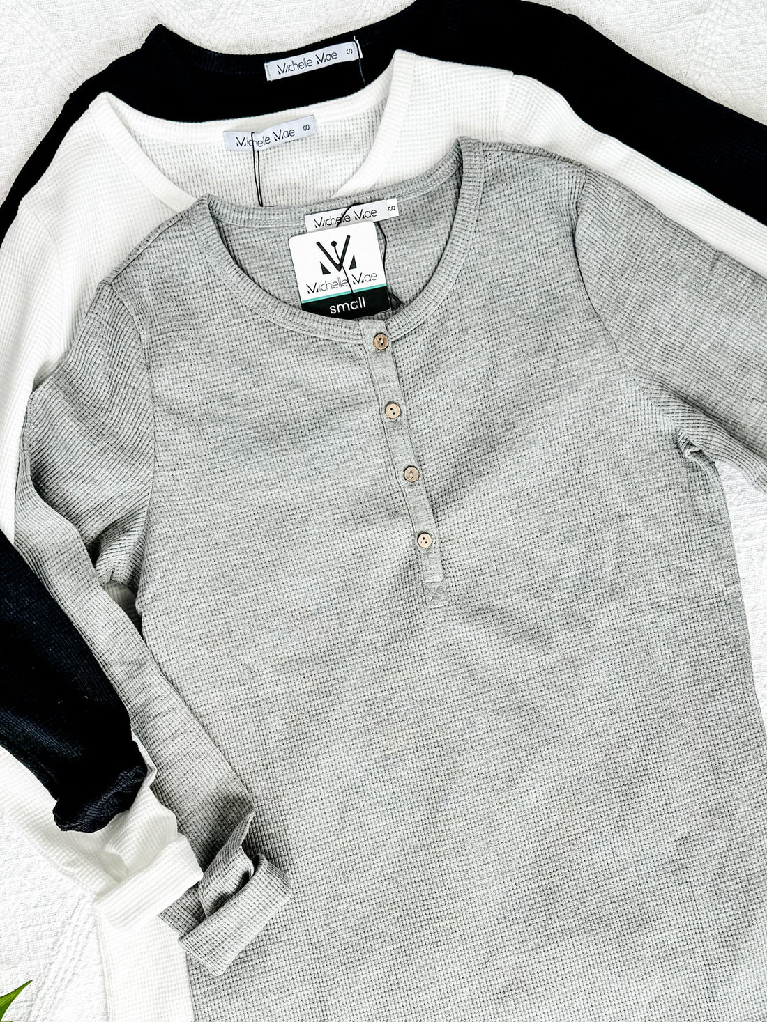 IN STOCK Harper Long Sleeve Henley - White | Women&