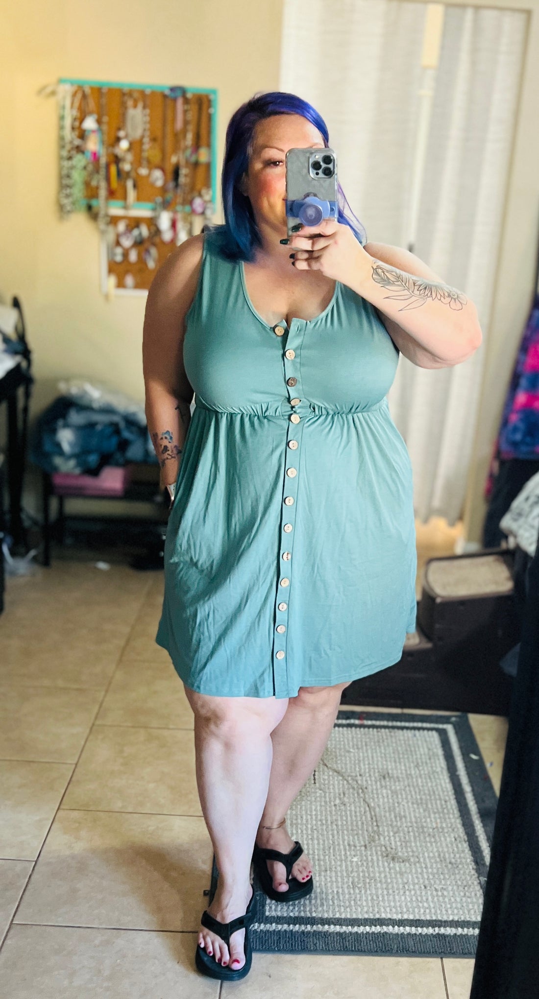 Magic Sleeveless Slit Dress