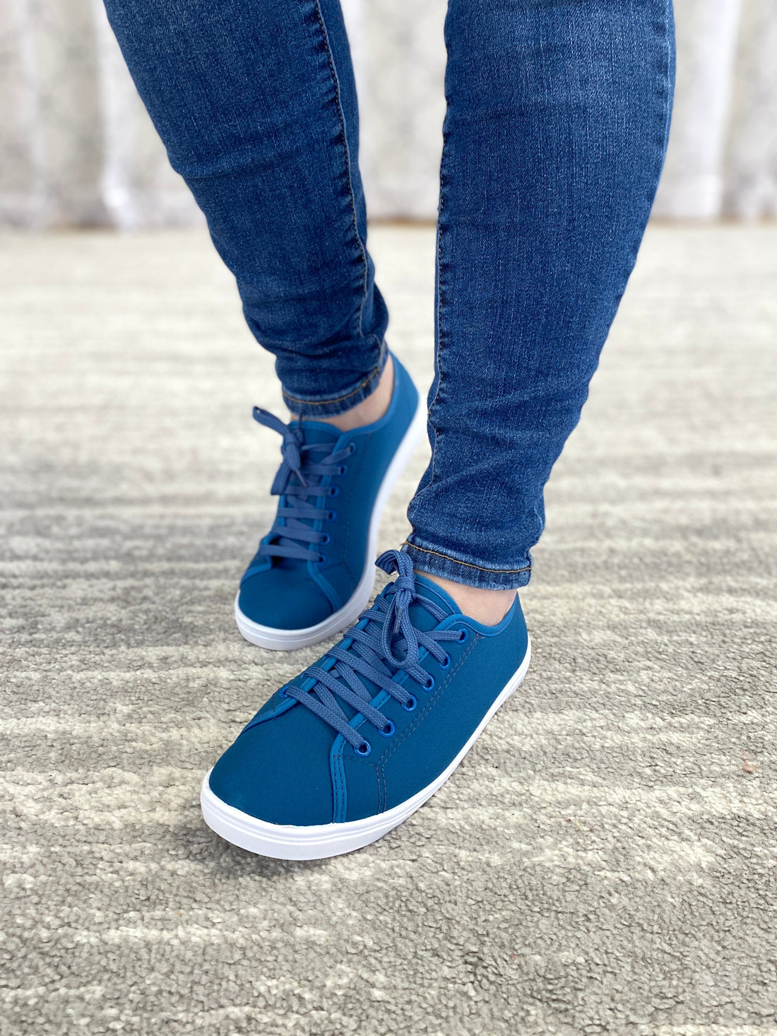 Free Spirit Sneakers in Blue