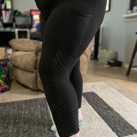 Luxe Line Legging Capris