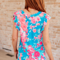 Lizzy Flutter Sleeve Top in Blue and Pink Roses