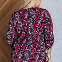 Lizzy Top in Black and Grey Multi Abstract