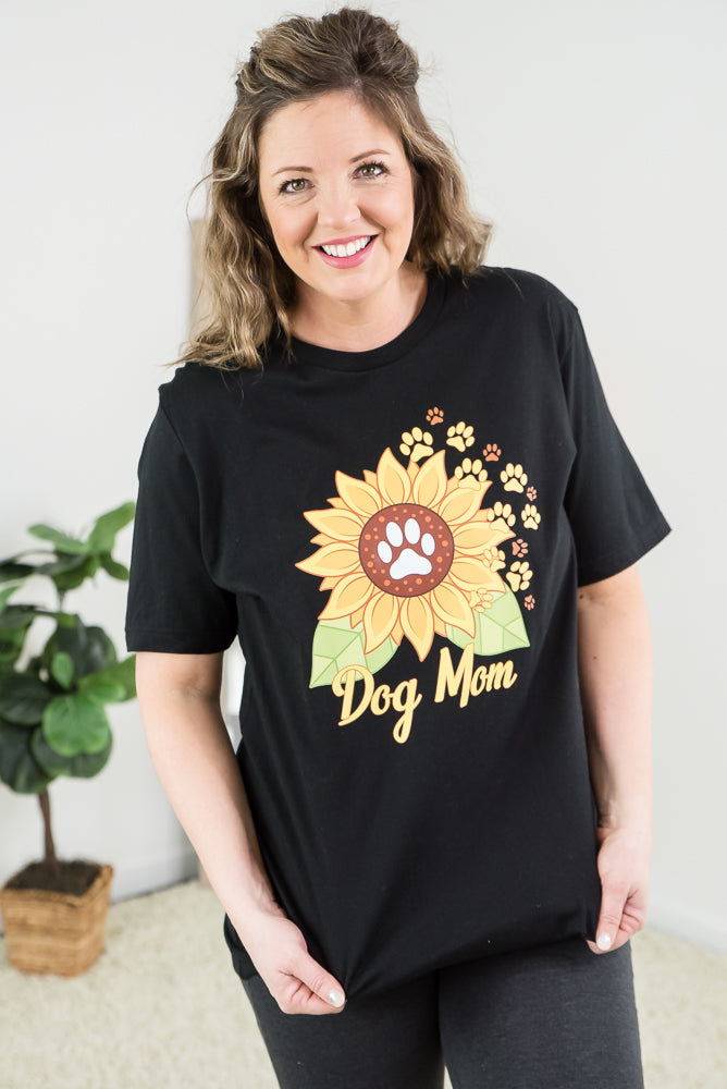 Dog Mom Tee