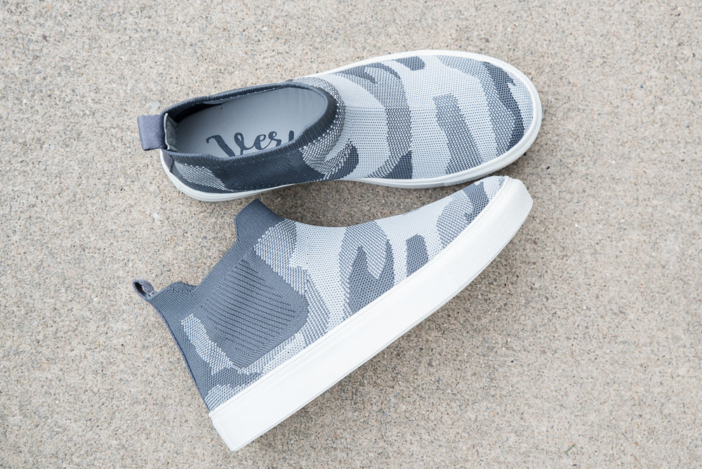 Bess Sneakers in Gray Camo