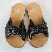 Sea La Vie Sandals in Black