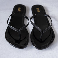 Sassy Sandals in Black