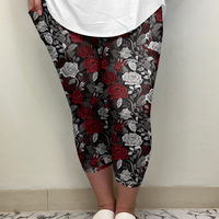 Red Rose Capri w/ Pockets