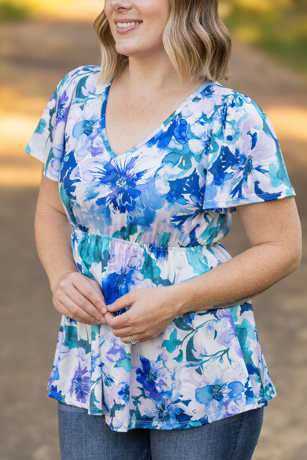 IN STOCK Emery Ruffle Top - Blue Floral | Women&