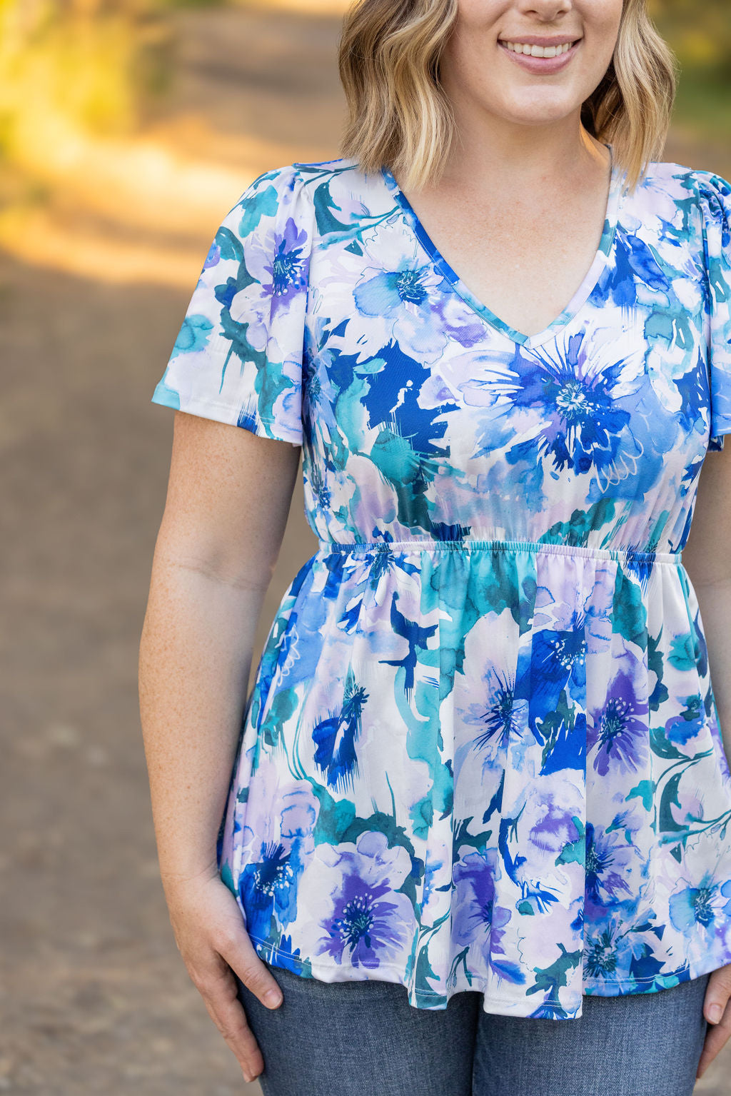 IN STOCK Emery Ruffle Top - Blue Floral | Women&