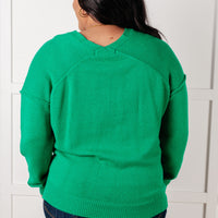 Very Understandable V-Neck Sweater in Green