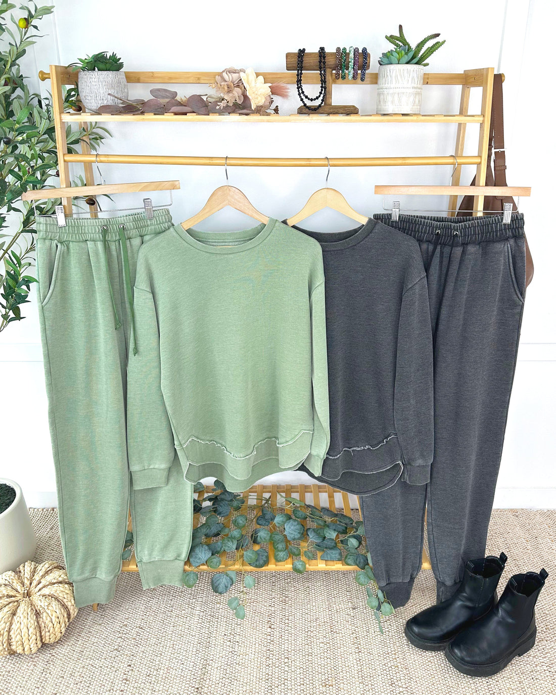 IN STOCK Vintage Wash Pullover - Olive