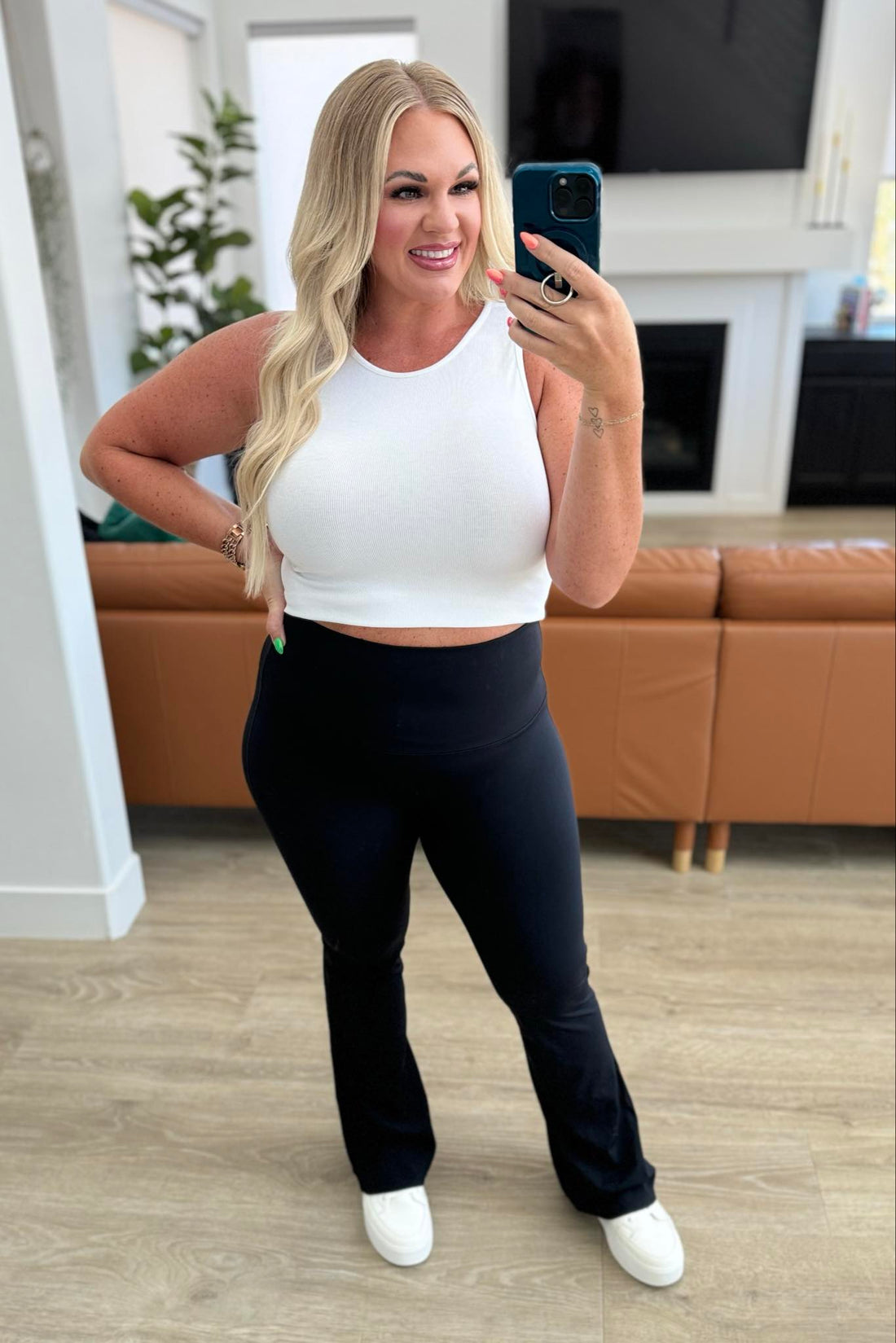 PREORDER: Fallon Flare Suck and Tuck Leggings in Two Colors