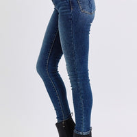 Judy Blue Full Size Mid-Rise Waist Skinny Jeans with Pockets