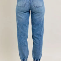 e936c99f150b4039925ba4db9ee85f45-Max-Origin