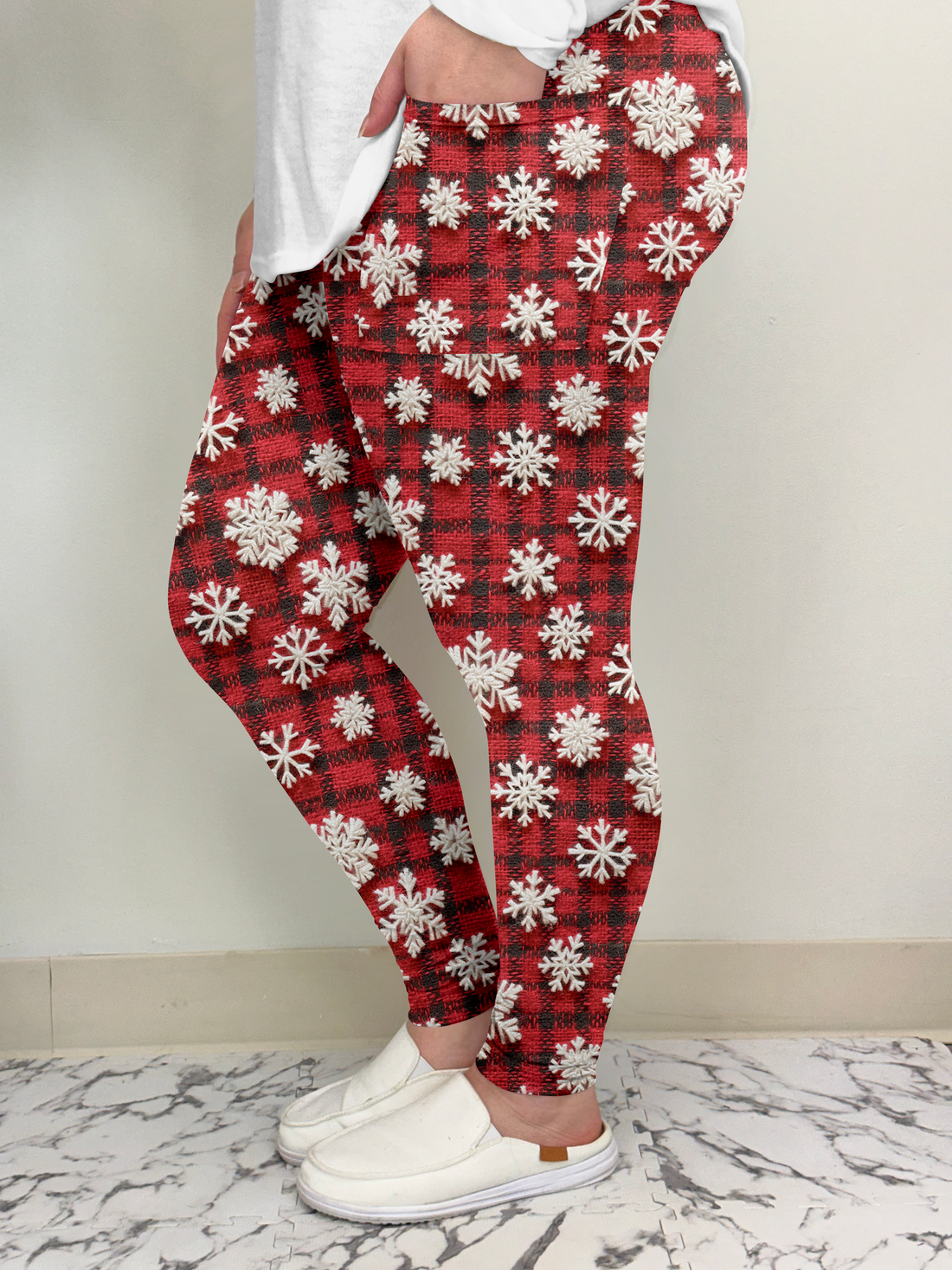 Red Snowflake Plaid Leggings w/ Pockets